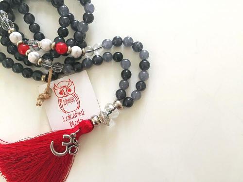 Gri Jade& Havlit Taşı & Om Detaylı 108'lik Mala