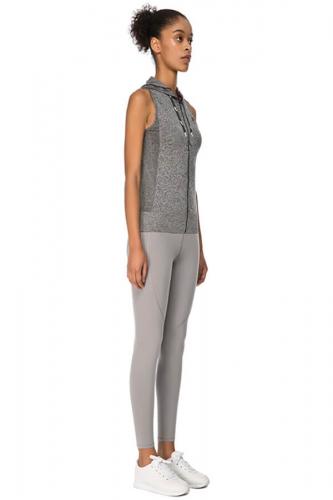 Önden Fermuarlı Kapüşonlu Yelek