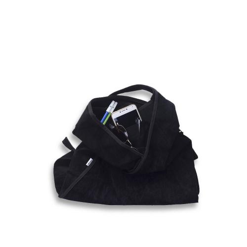 Siyah Omuz ve Sırt Çantası